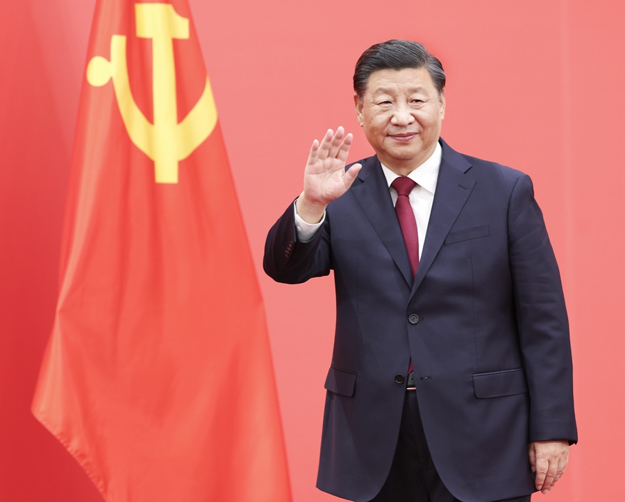 2022年10月23日，習(xí)近平在北京人民大會(huì)堂同采訪(fǎng)中共二十大的中外記者親切見(jiàn)面。