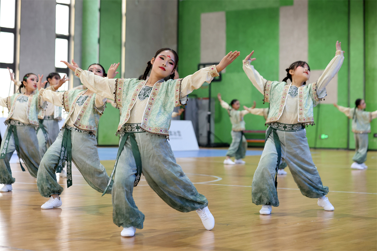 20251025222516530-54-b7004.jpg 20251025222516530-54-b7004.jpg