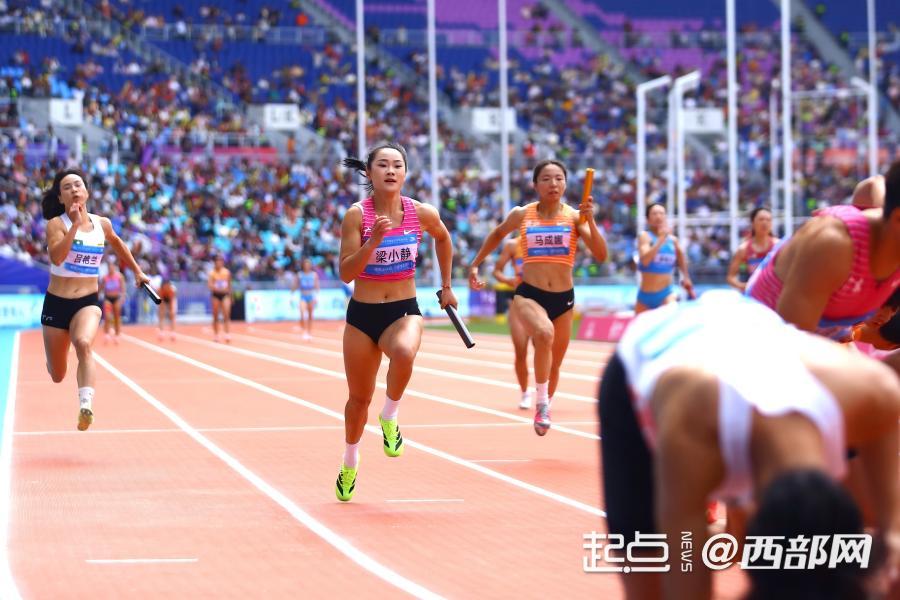 正在上传... 1f2ac00d01d7449cf85c28e5681d3d7f.jpg