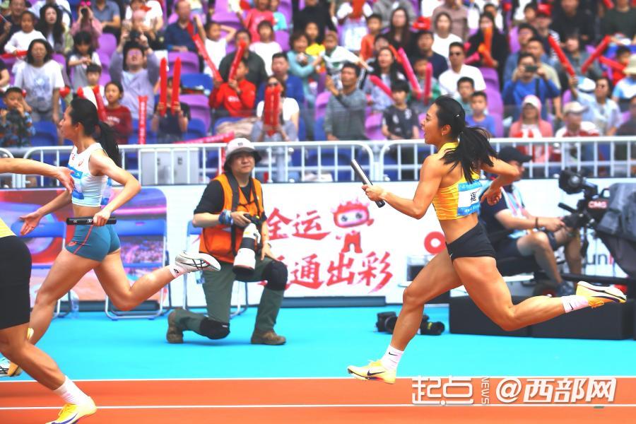 正在上传... d36fab1e32d05676374d963510309ca7.jpg