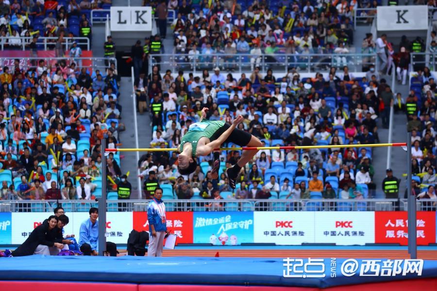 正在上传... 466dfd898a90fbfb8c83bdd63e5b2796.jpg