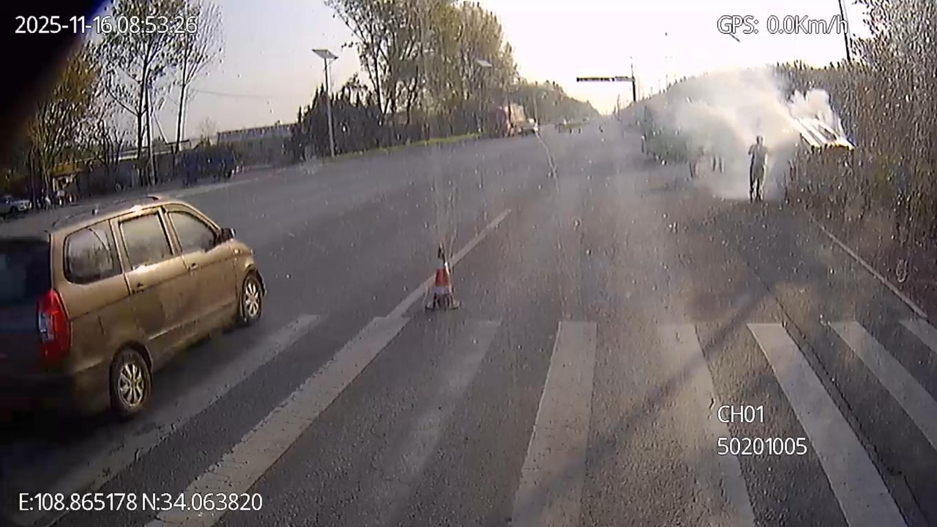 20251118204557079-4-c4d58.jpg_scale.jpg 20251118204557079-4-c4d58.jpg_scale.jpg