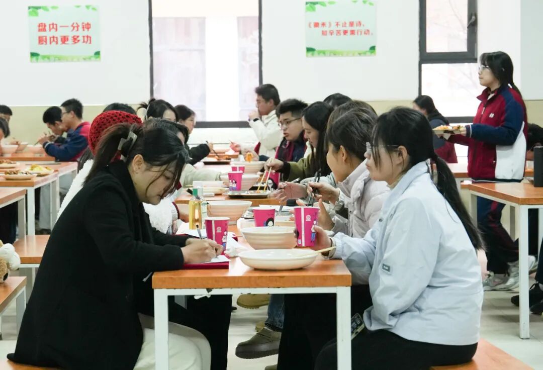 f21f878bc2c2ee9f8b3c435c702d5e79ce486d3e