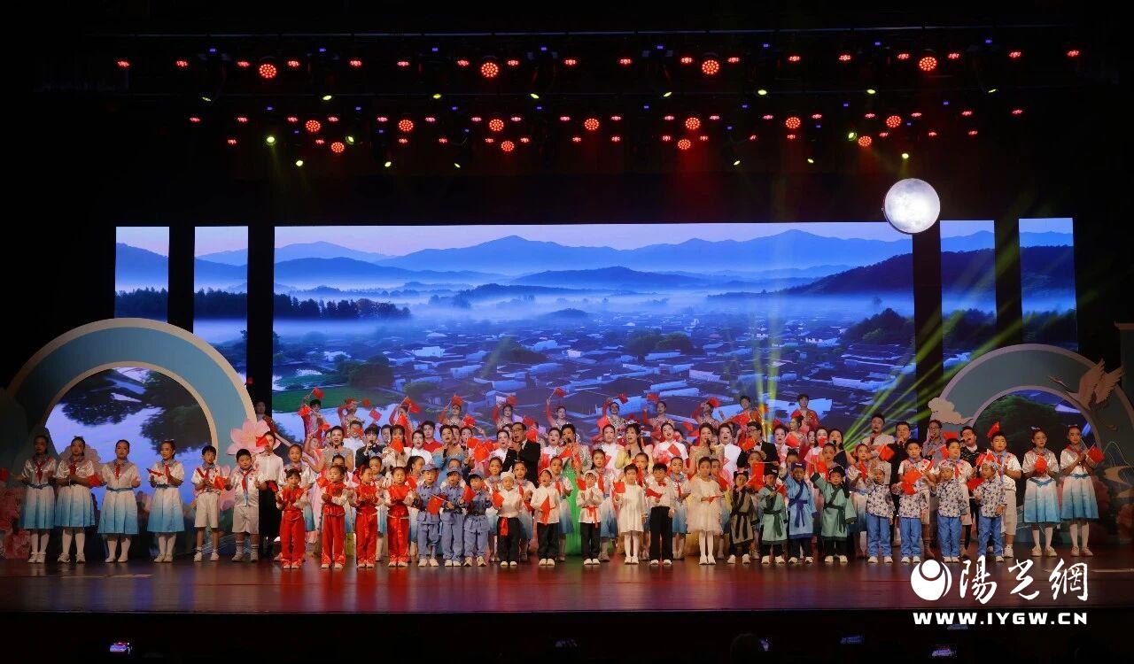 20251128161937535-36-b520c.jpg 20251128161937535-36-b520c.jpg