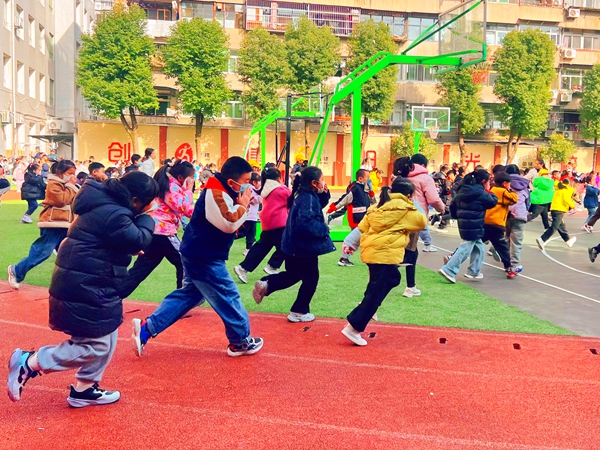 20251130111902088-66-c7f47.jpg 20251130111902088-66-c7f47.jpg