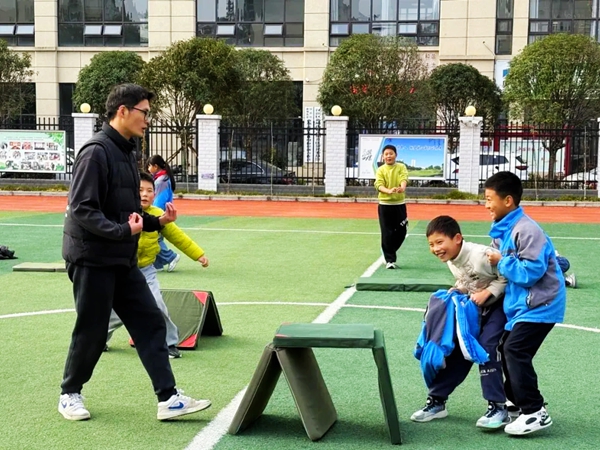 20251201220012052-40-03373.jpg 20251201220012052-40-03373.jpg