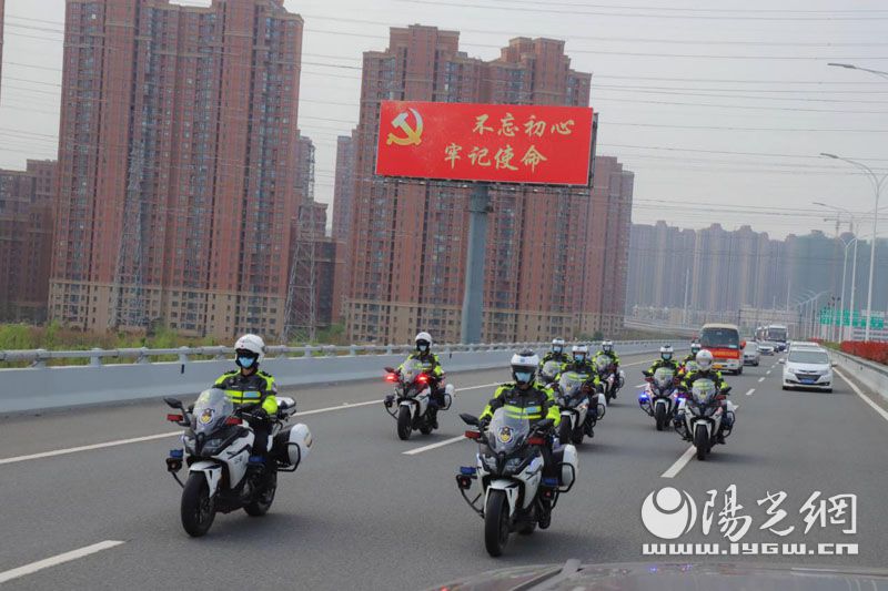 西安国际医学医疗队330名援湖北英雄凯旋！