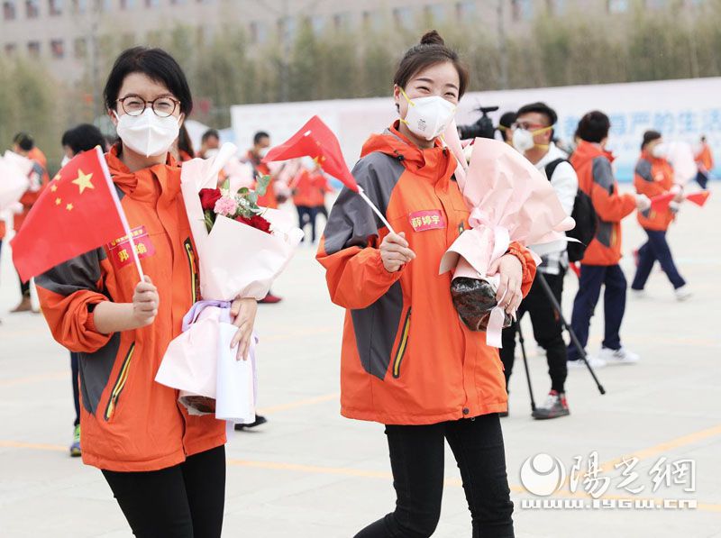 西安国际医学医疗队330名援湖北英雄凯旋！