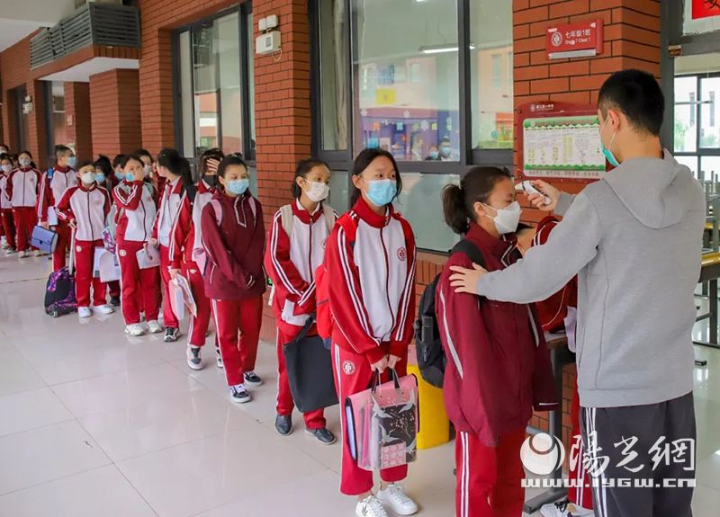 西安曲江各学校重新迎来孩子们的欢声笑语