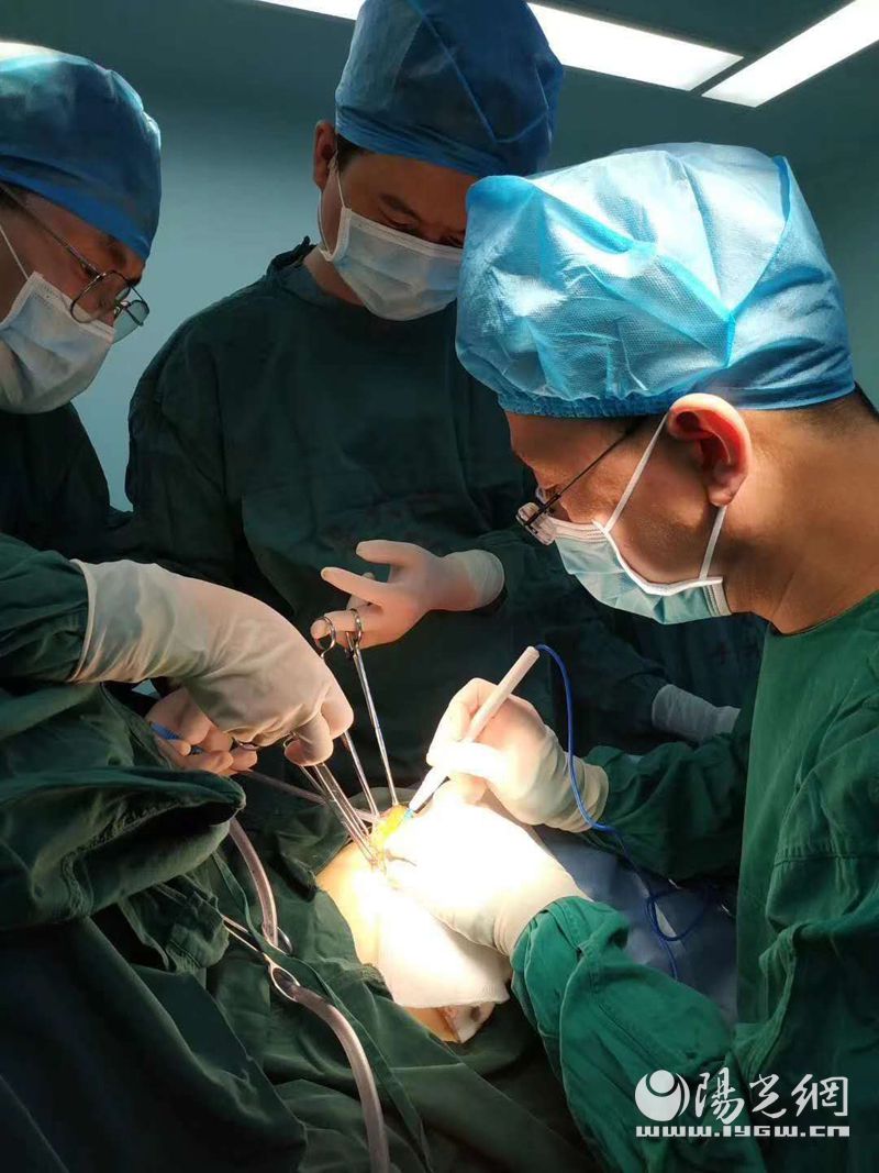 西安大兴医院为患者摘除长了29的甲状腺肿瘤