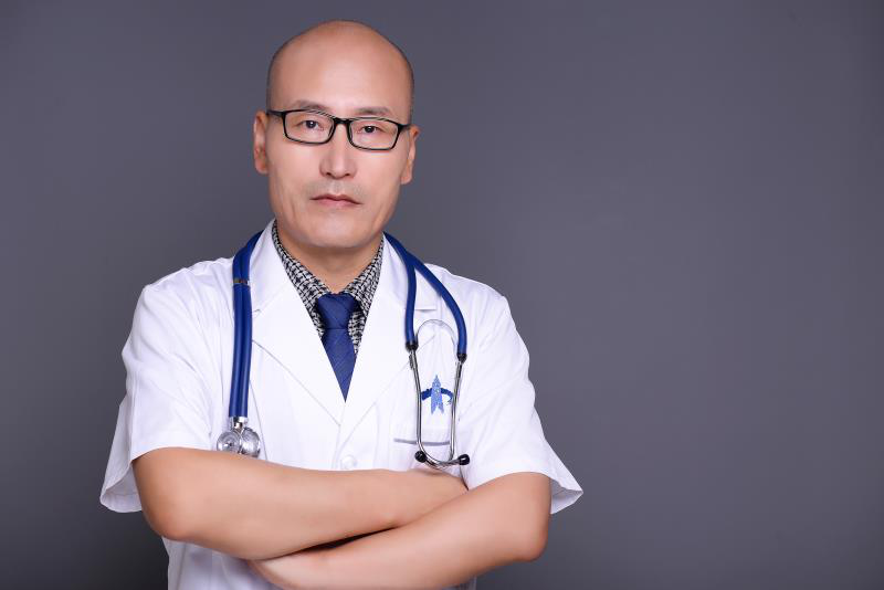 预防慢阻肺急性加重 需长期规范药物治疗