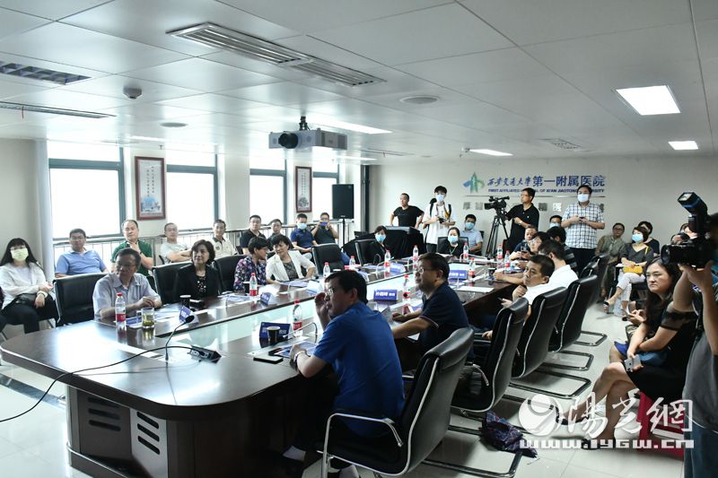 交大一附院举办“心源性卒中防治基地合作医院” 巡讲会