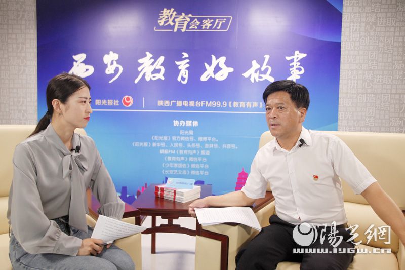 长安区第二初级中学常务副校长杨战辉 谈师资建设