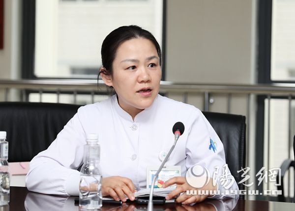 交大一附院召开庆祝“三八”妇女节女教职工代表座谈会