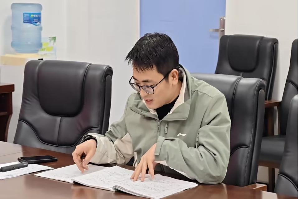 5c8bea6b69fcc1f6c295f47ffad1e1d2149db482