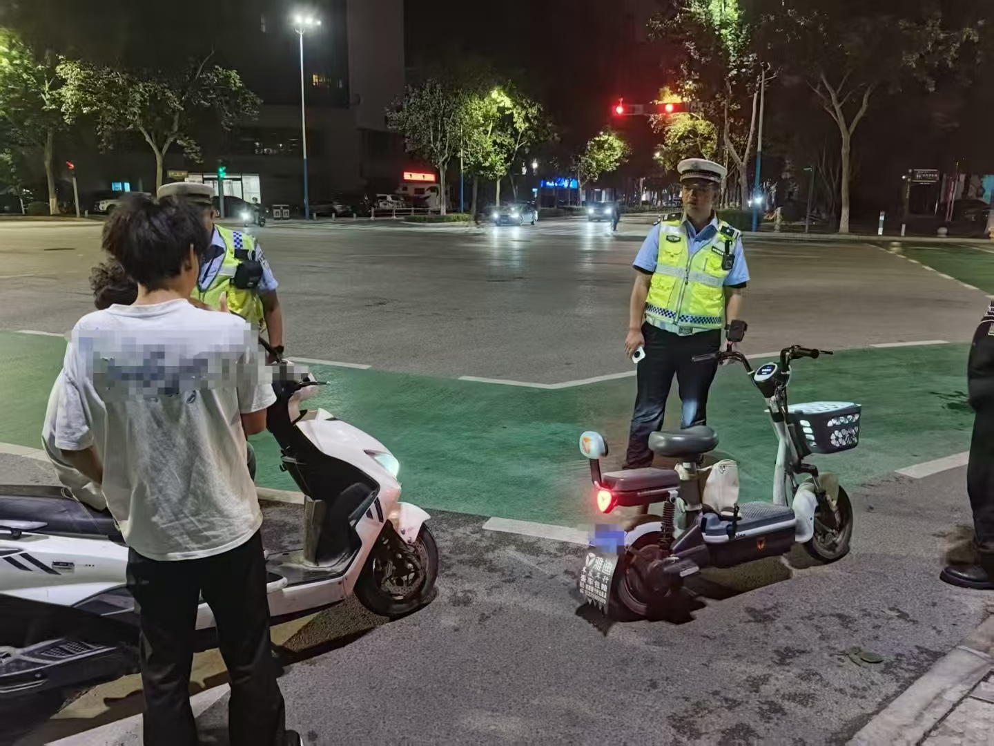 20260604161749568-98-245e2.jpg