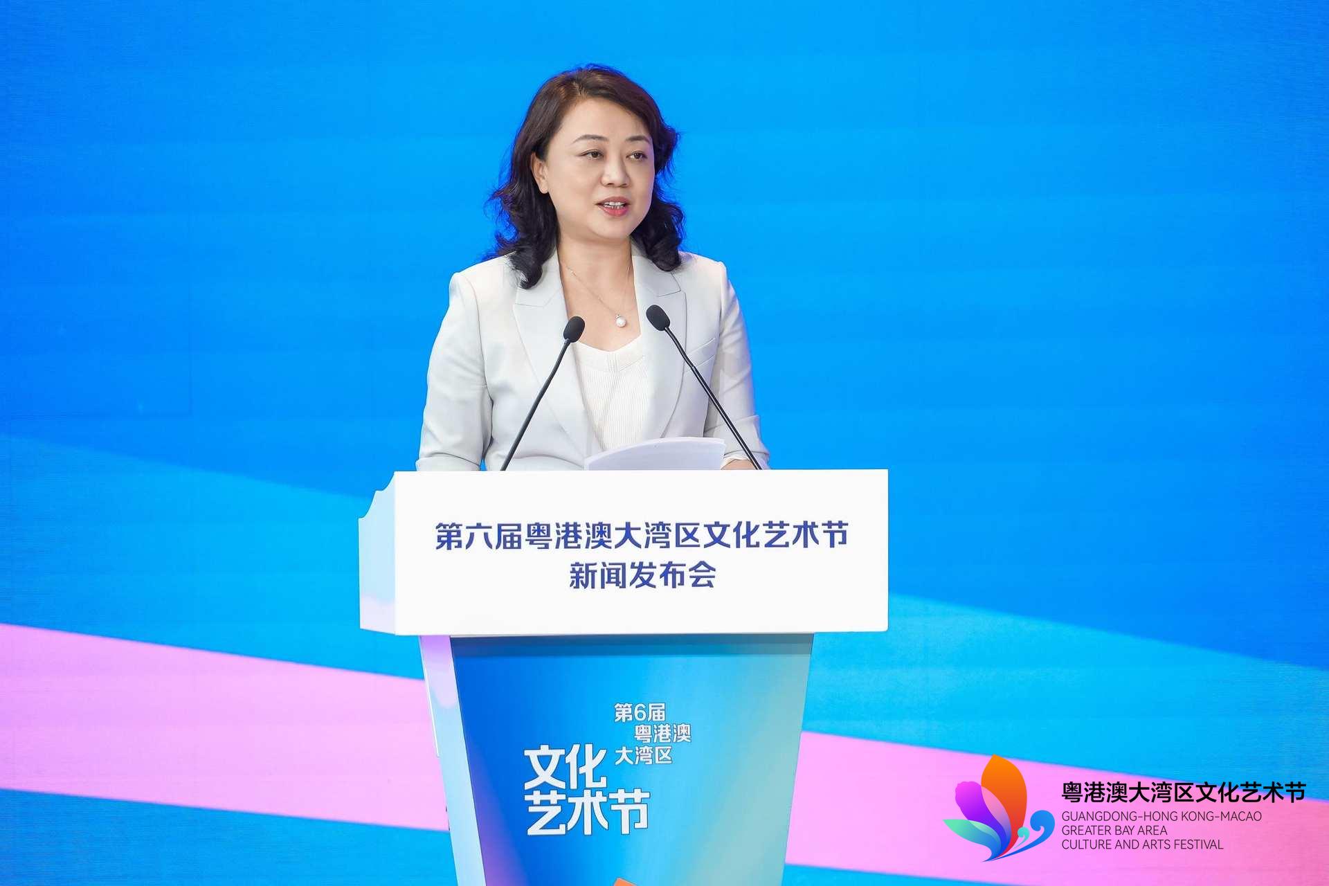 图为深圳市文化广电旅游体育局党组书记、局长刘蕾